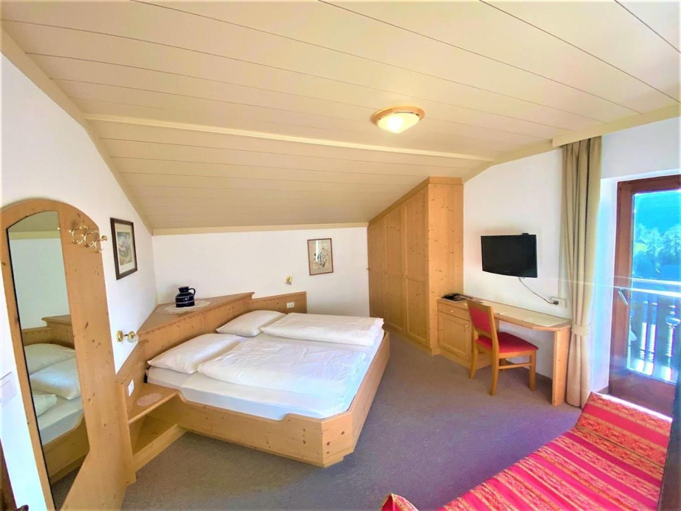 Ferienwohnung Haus Ploner Kastelruth Exterior foto